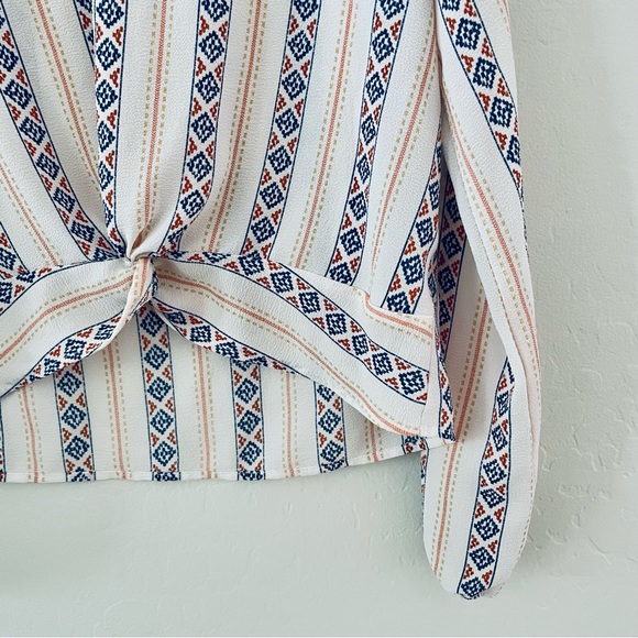 ✨SOLD✨Pink Republic Semi-Sheer Striped Blouse Size Small - Picture 5 of 8